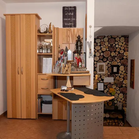 Haus Alpin Apartamento *