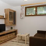 Haus Alpin * بيتنيو آم أرلبرغ